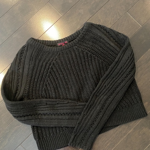 Material Girl Cropped Sweater - Picture 2 of 9